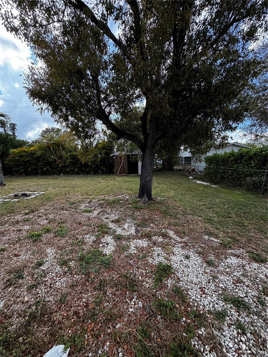 Image 19 of 22 For 6346 Saint Andrews Circle S