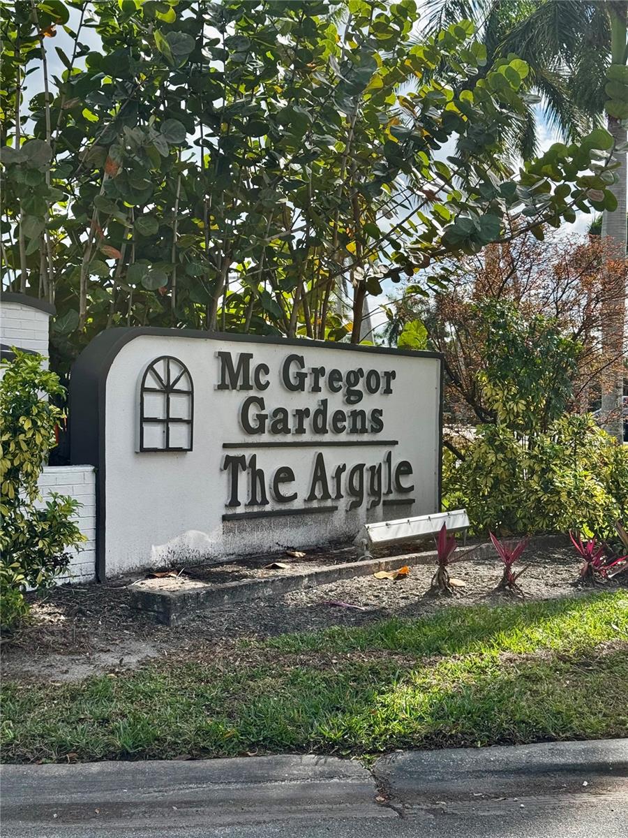 Image 22 of 22 For 6346 Saint Andrews Circle S