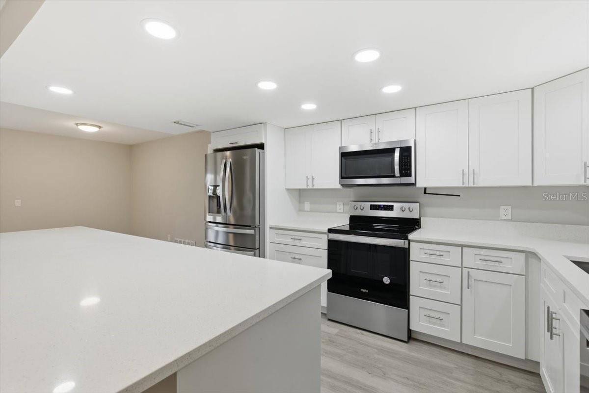 Image 10 of 40 For 1719 Western Road