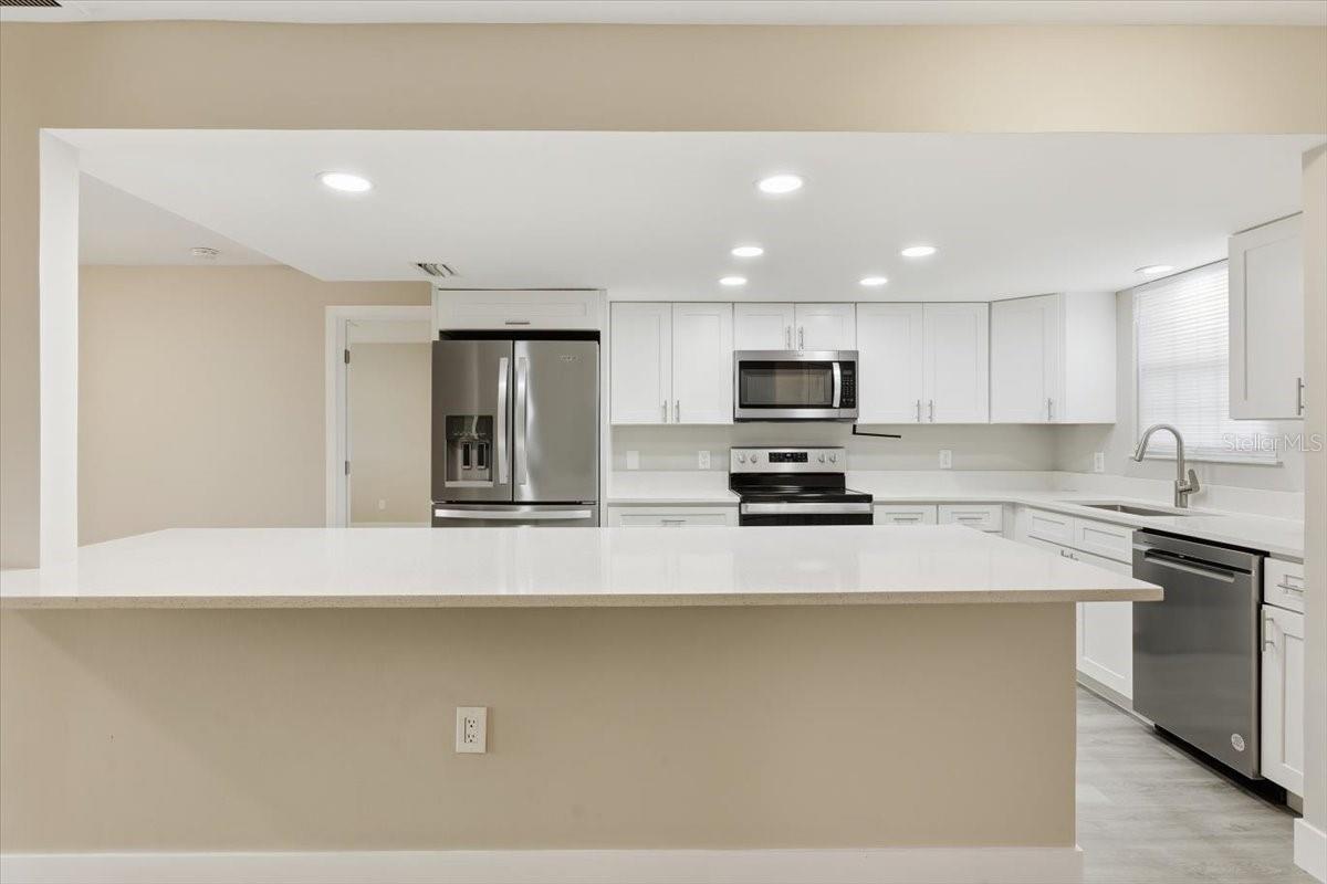 Image 11 of 40 For 1719 Western Road