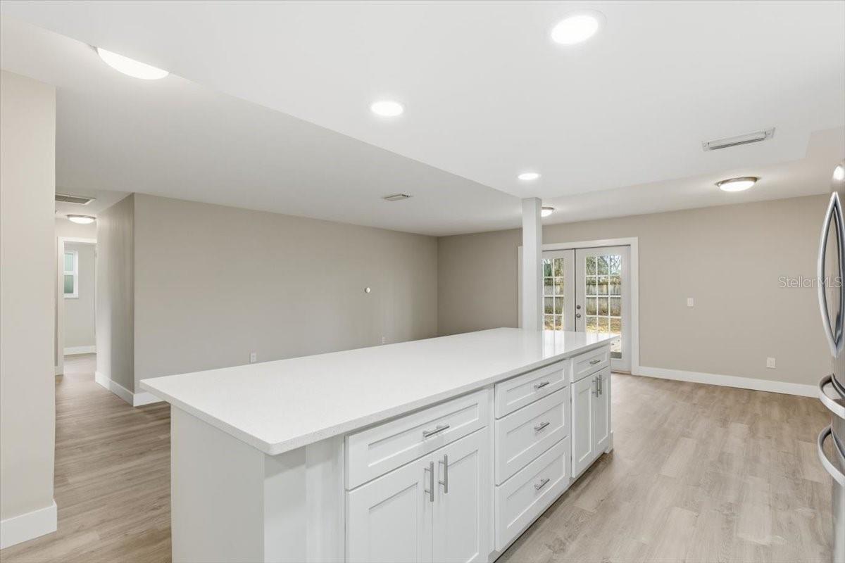 Image 13 of 40 For 1719 Western Road