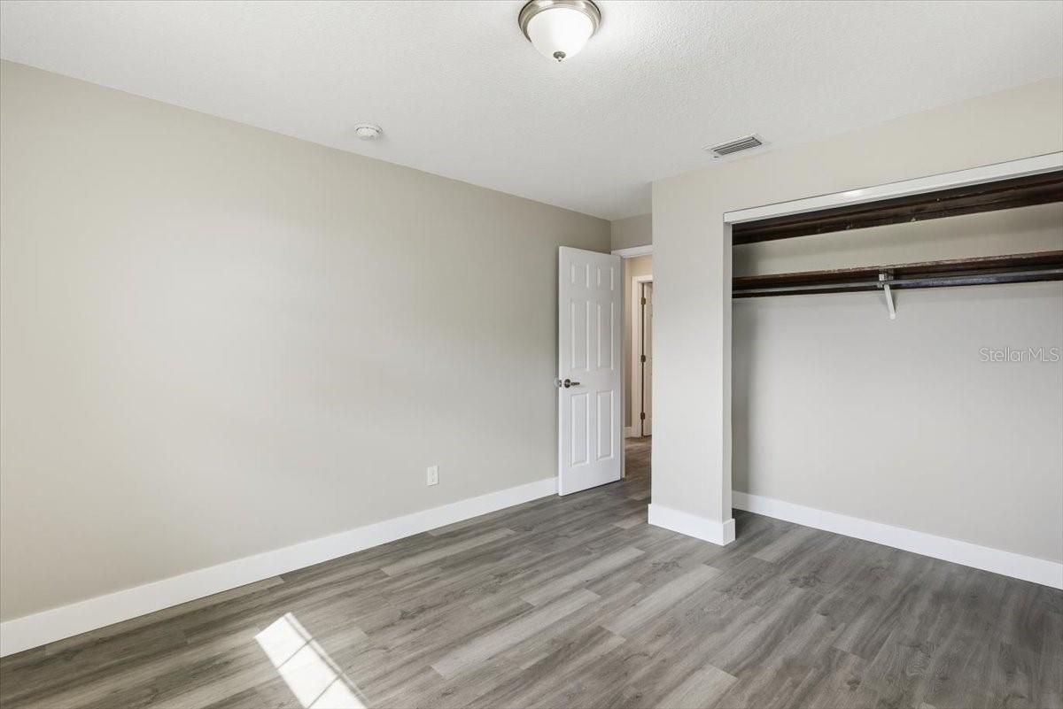 Image 18 of 40 For 1719 Western Road