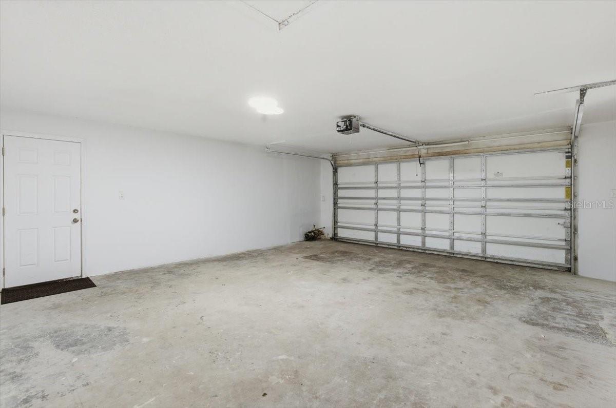 Image 31 of 40 For 1719 Western Road