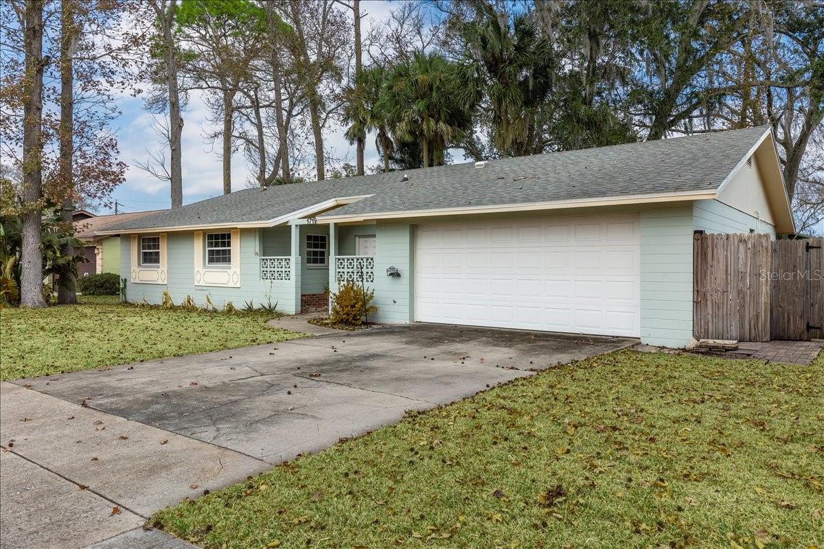 Image 38 of 40 For 1719 Western Road