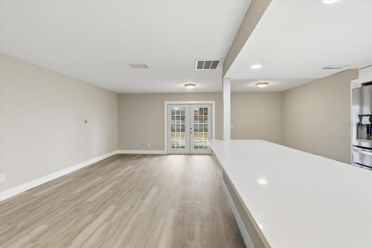 Image 4 of 40 For 1719 Western Road