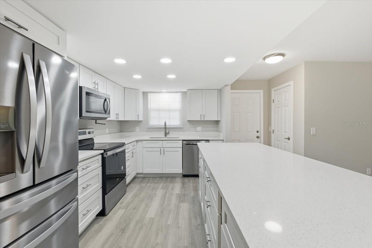 Image 9 of 40 For 1719 Western Road