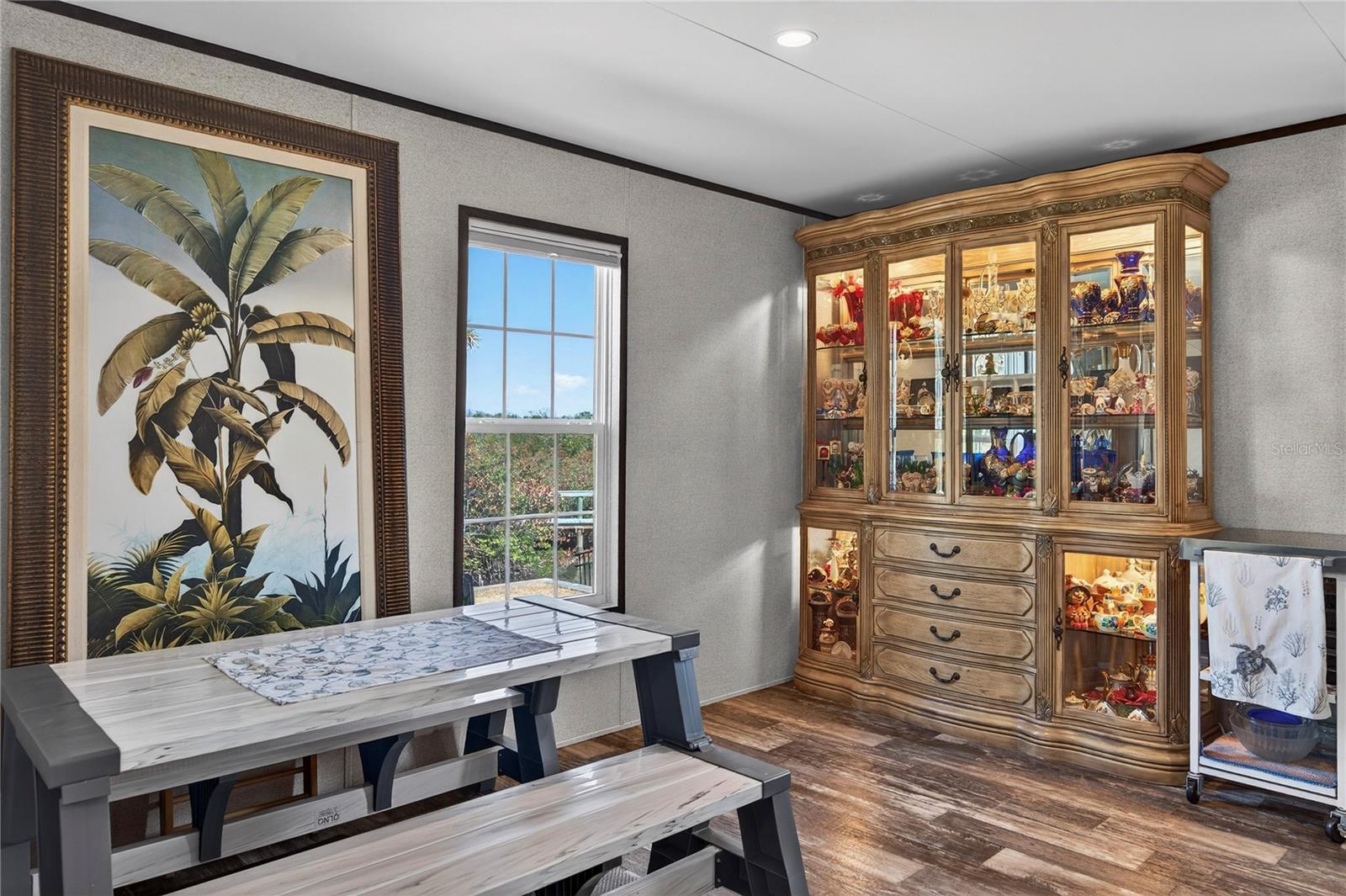 Image 18 of 48 For 185 Coleman Street