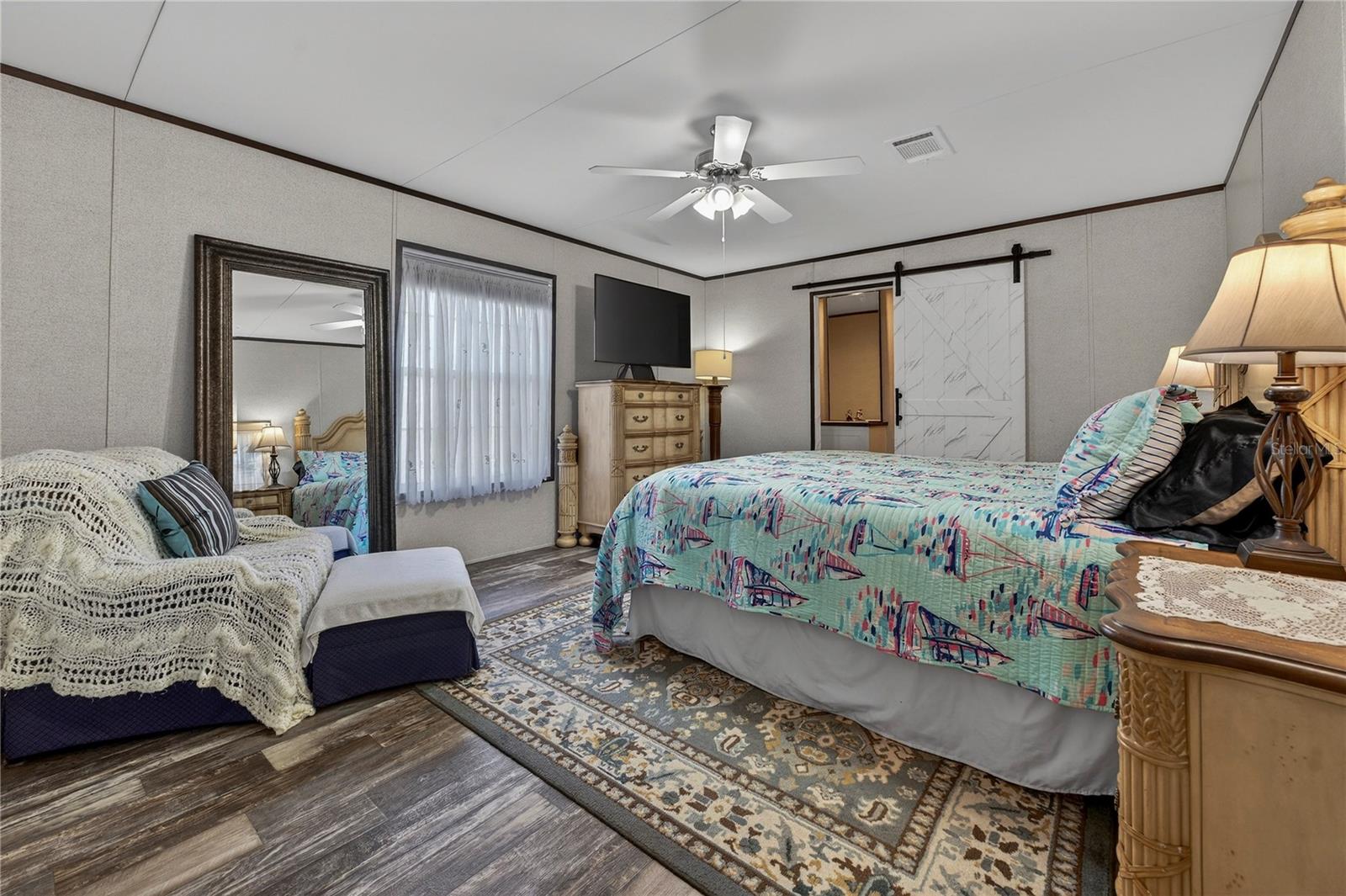 Image 20 of 48 For 185 Coleman Street