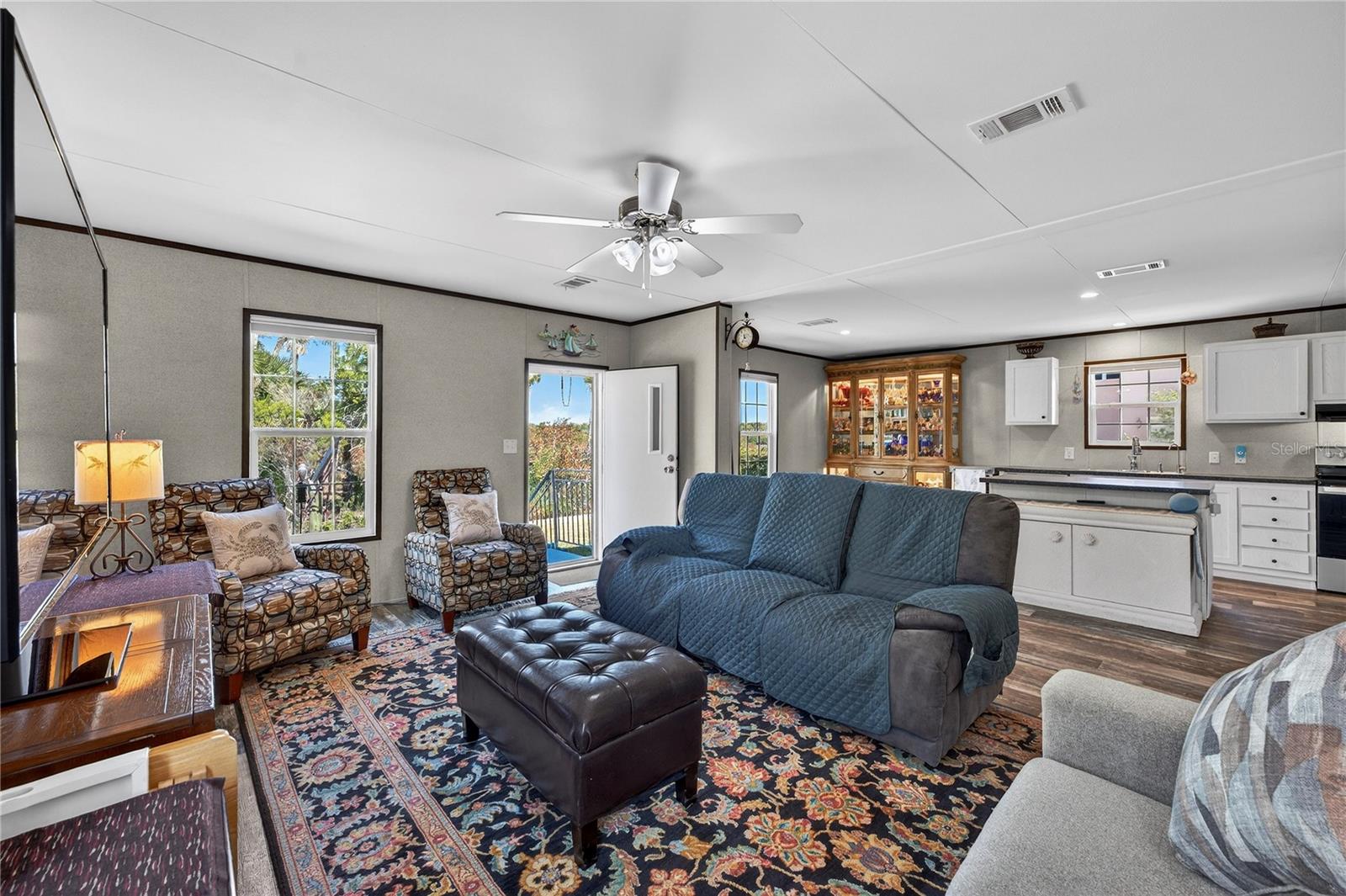 Image 9 of 48 For 185 Coleman Street