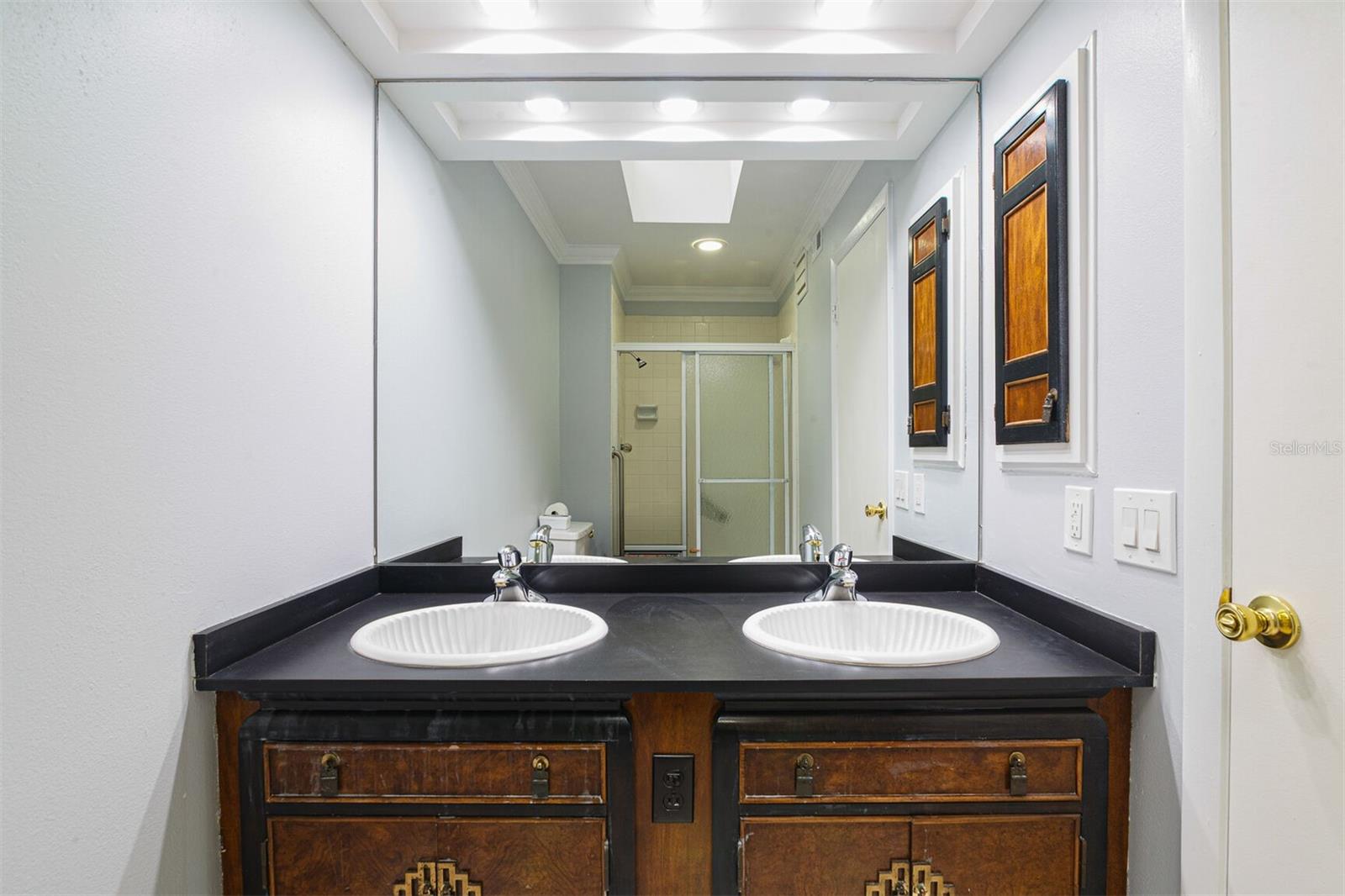 Image 19 of 35 For 2504 Birnam Woods Way