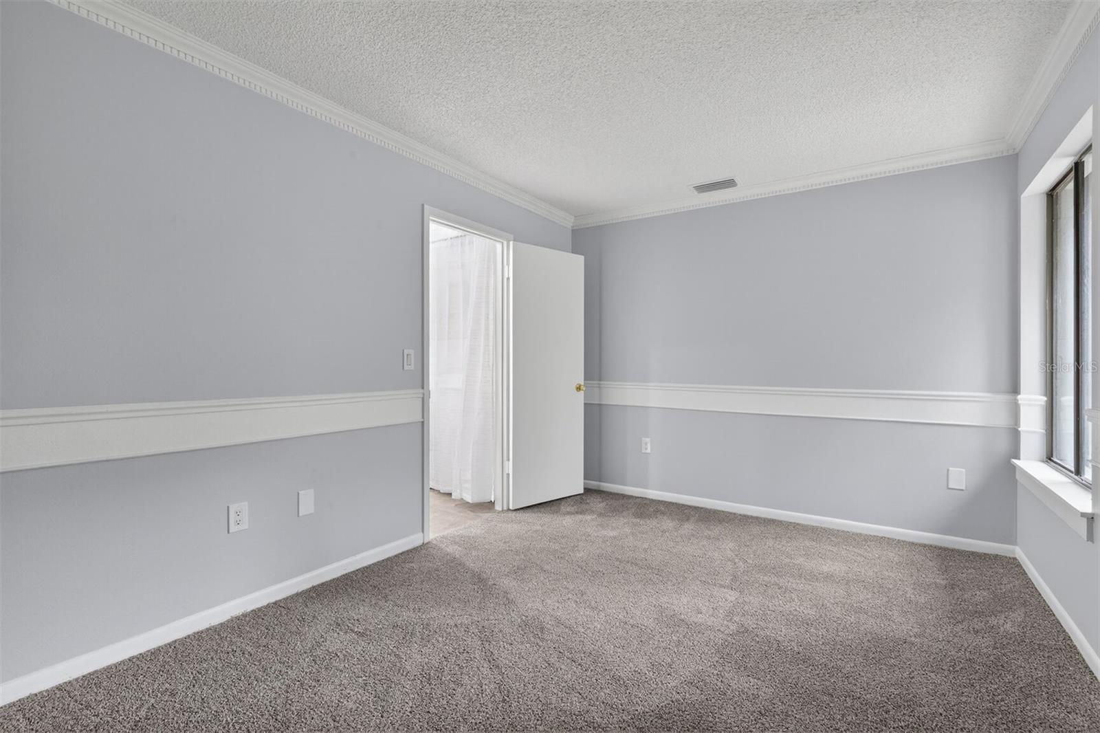 Image 25 of 35 For 2504 Birnam Woods Way