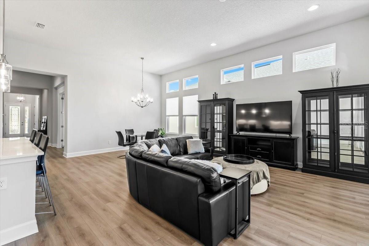 Image 30 of 62 For 6425 Saguaro Court