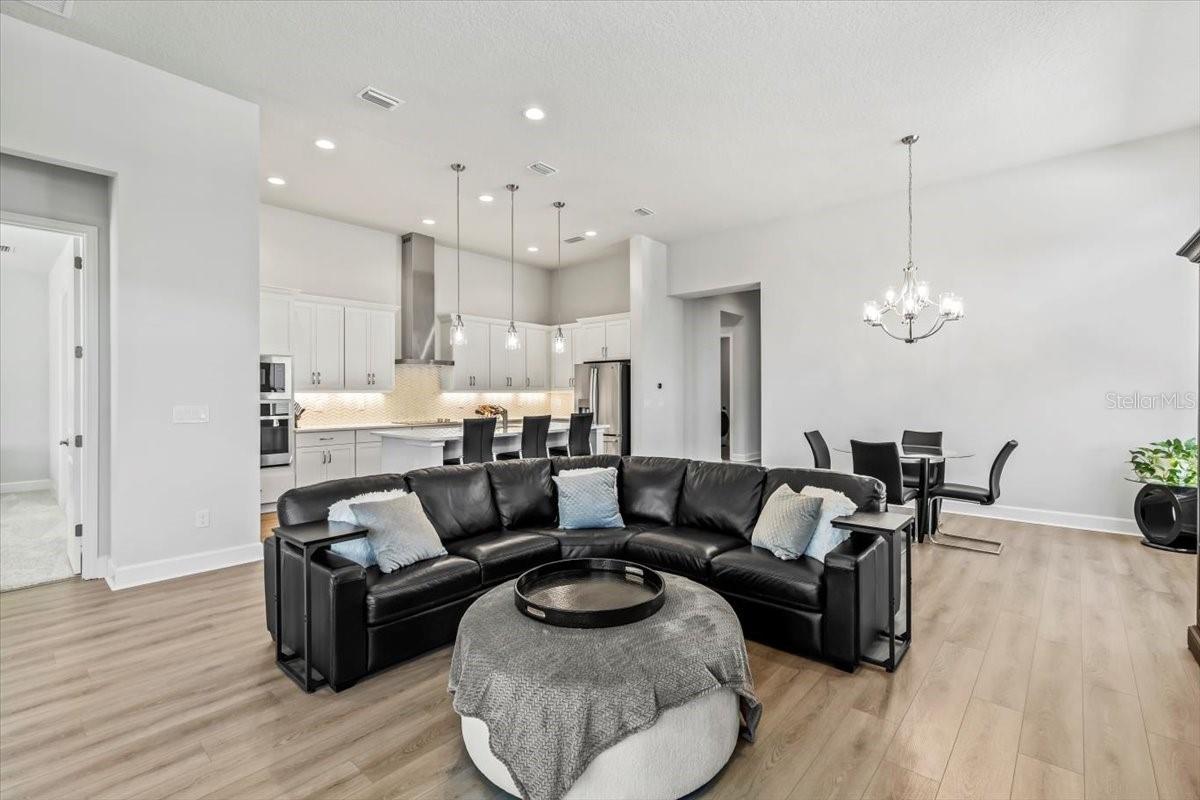 Image 31 of 62 For 6425 Saguaro Court