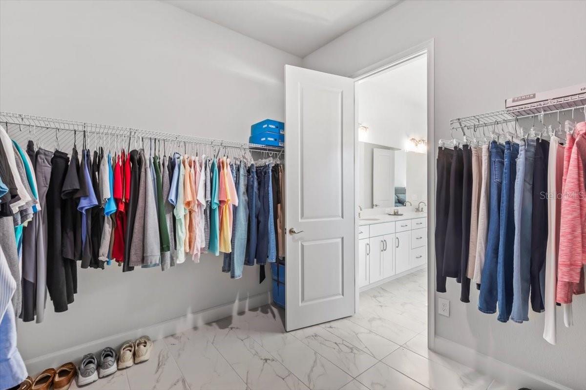 Image 43 of 62 For 6425 Saguaro Court