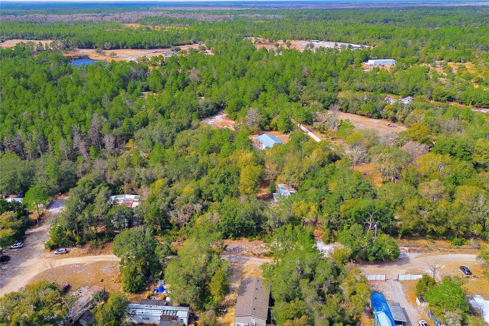 Image 2 of 3 For  Lois Street 