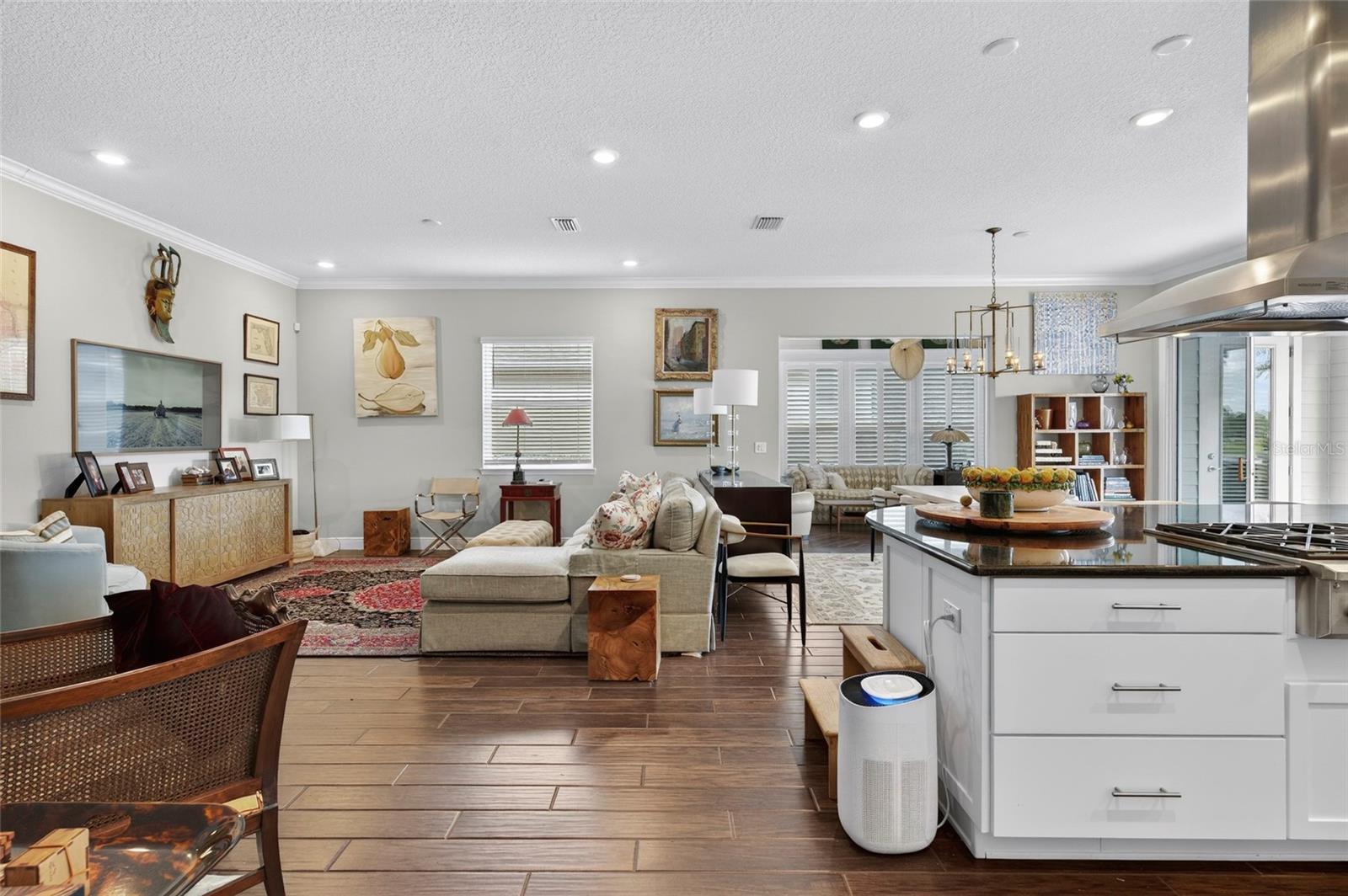 Image 25 of 96 For 5701 40th Loop