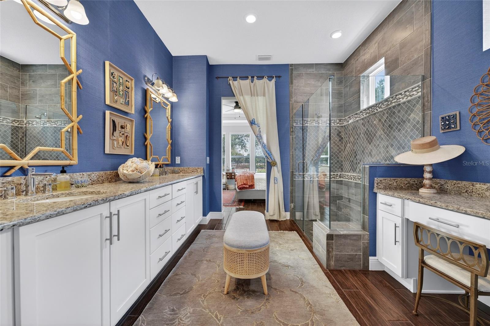 Image 35 of 96 For 5701 40th Loop