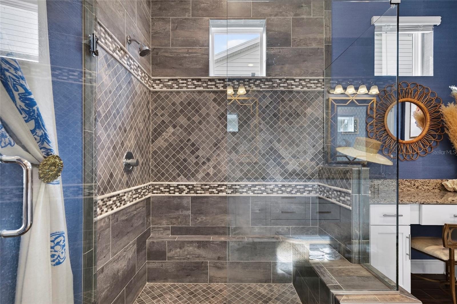 Image 38 of 96 For 5701 40th Loop