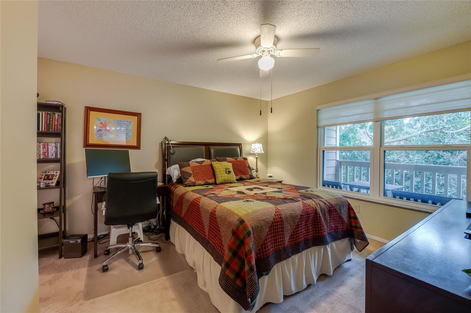 Image 13 of 22 For 1401 Palmetto Avenue 211