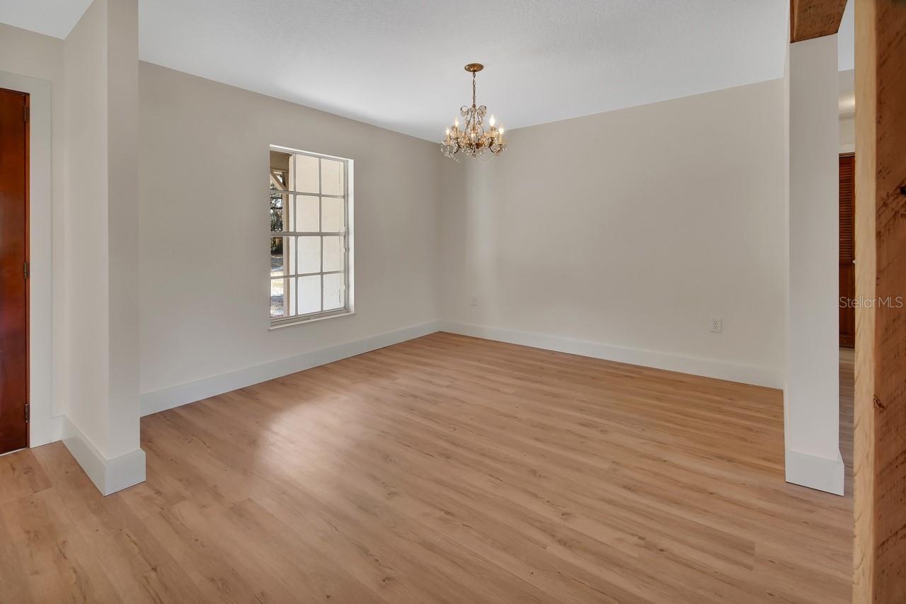 Image 12 of 51 For 570 Cass Street