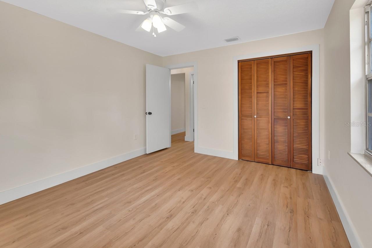 Image 31 of 51 For 570 Cass Street