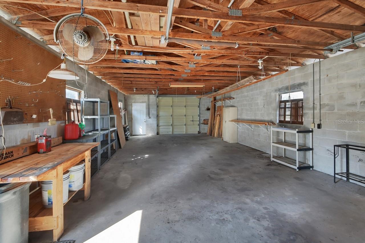 Image 36 of 51 For 570 Cass Street