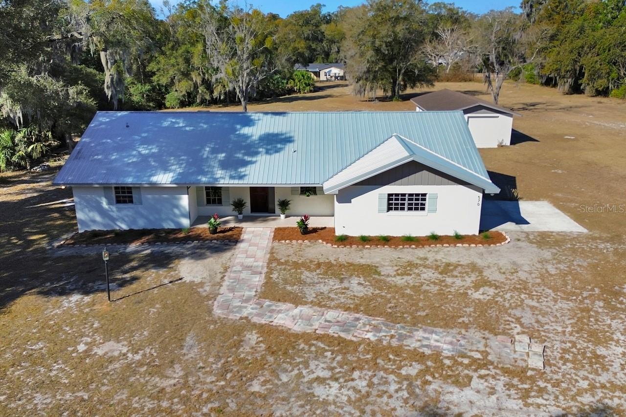 Image 41 of 51 For 570 Cass Street