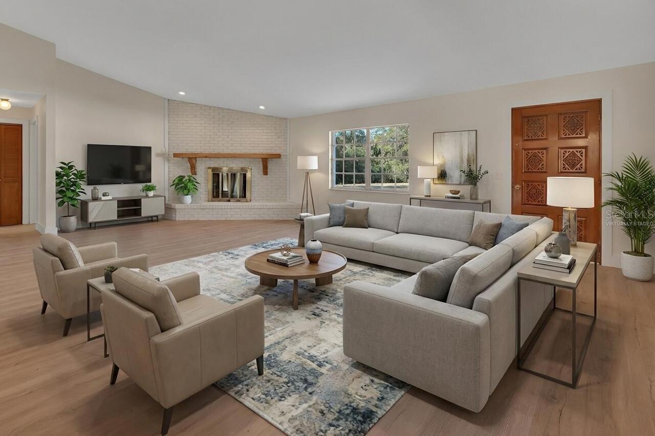 Image 8 of 51 For 570 Cass Street