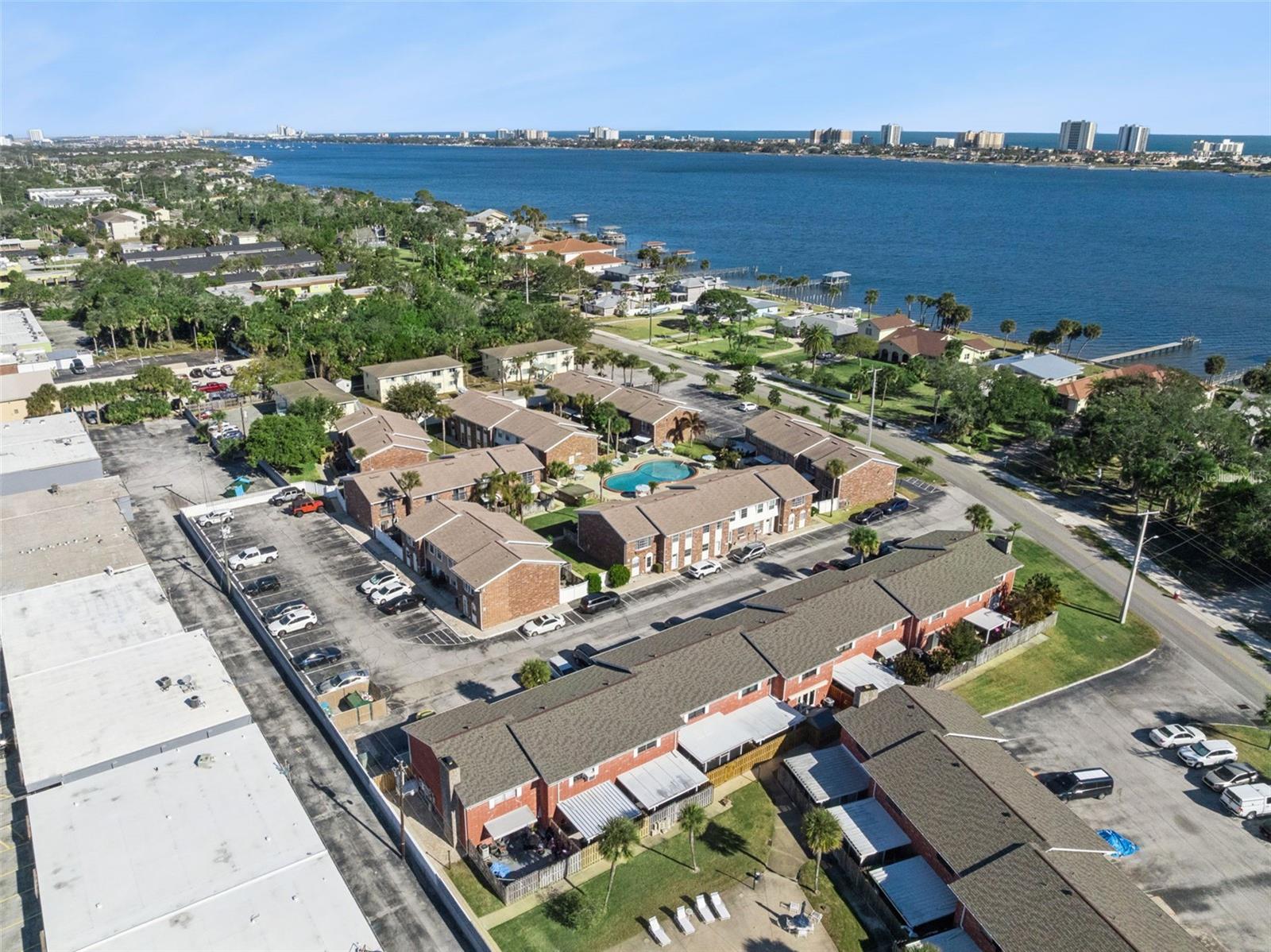 Image 20 of 22 For 2200 Palmetto Avenue F020