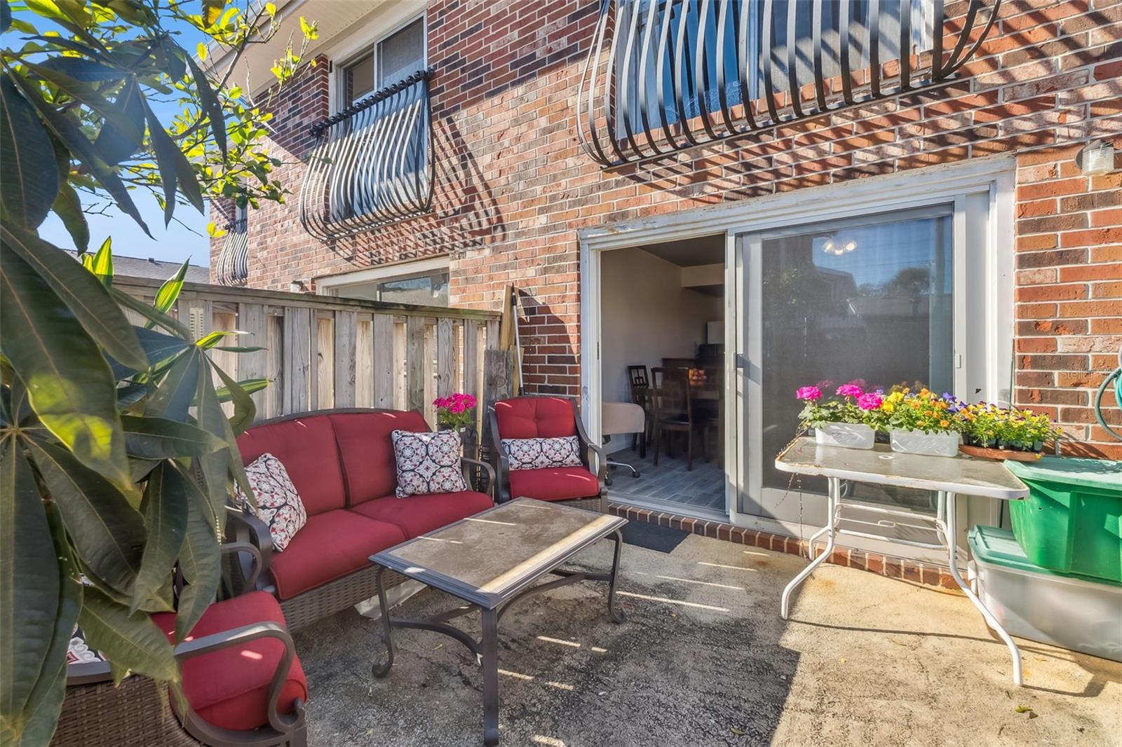 Image 4 of 22 For 2200 Palmetto Avenue F020