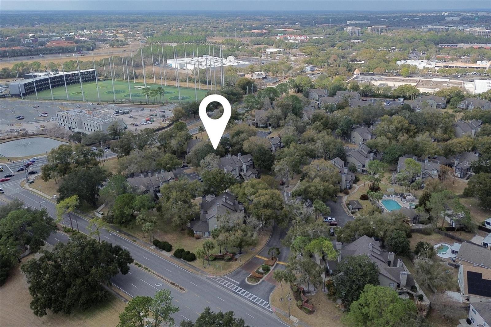 Image 45 of 60 For 966 Helmsley Court 100