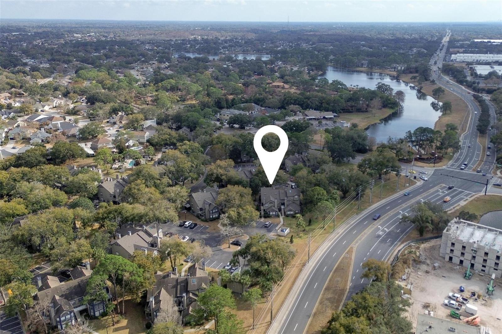 Image 50 of 60 For 966 Helmsley Court 100