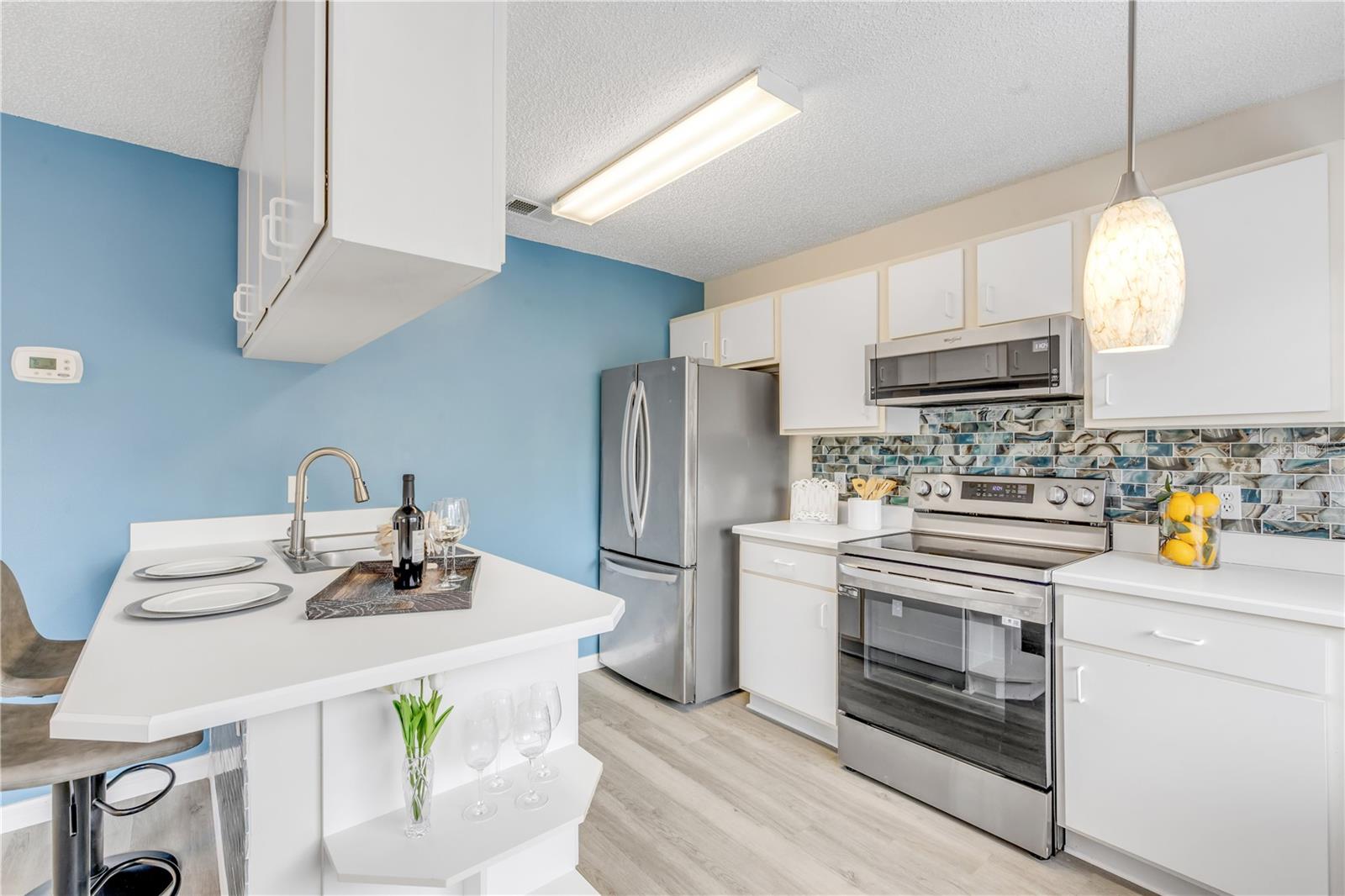 Image 6 of 28 For 1601 Big Tree Road 807