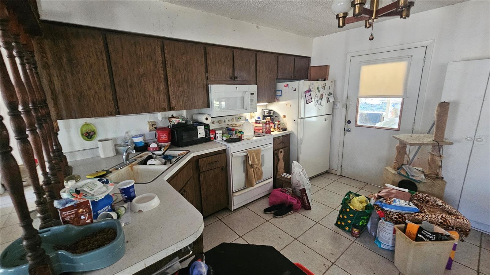 Image 8 of 39 For 43734 West Lane