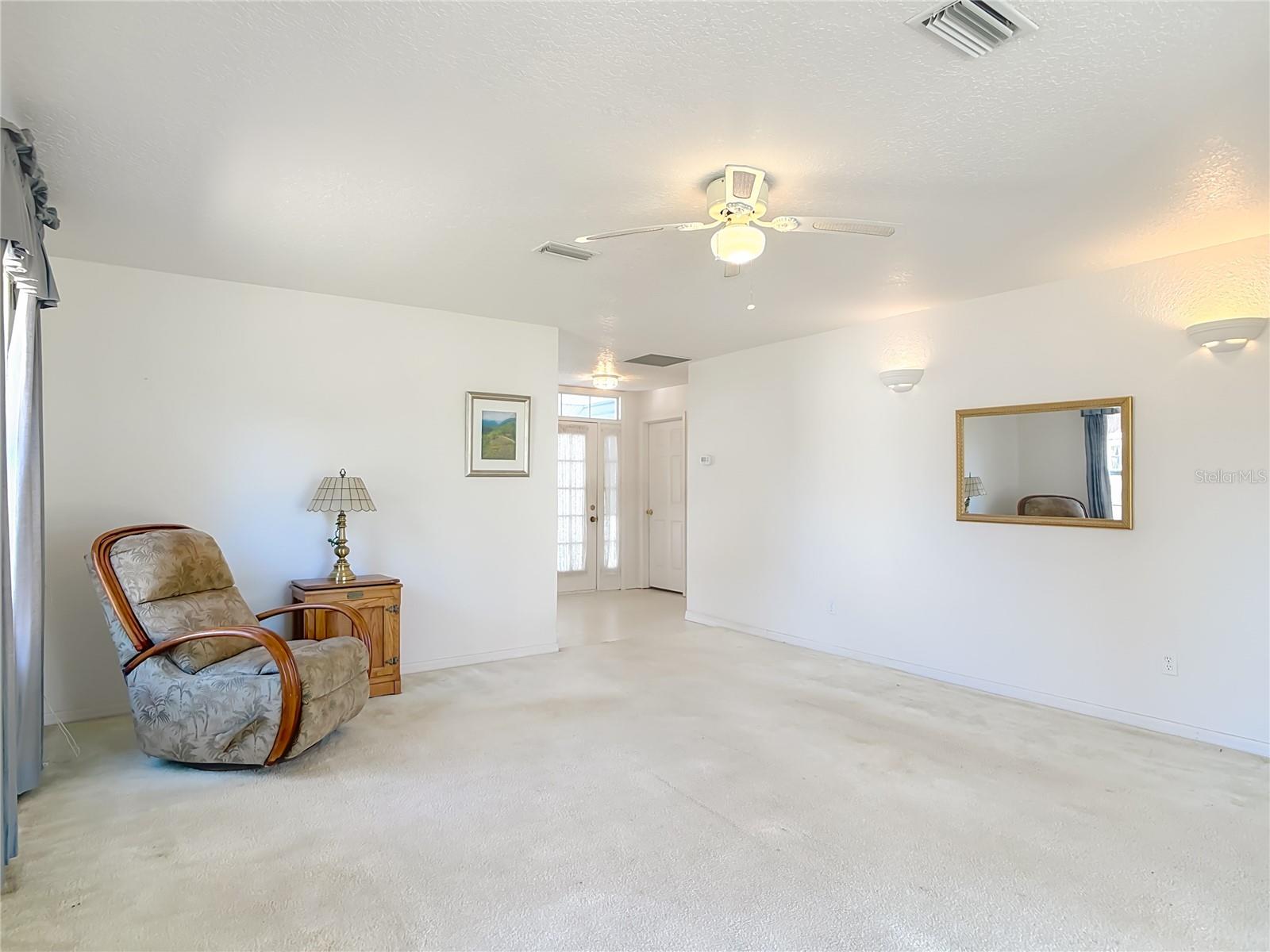 Image 25 of 63 For 1606 Center Street