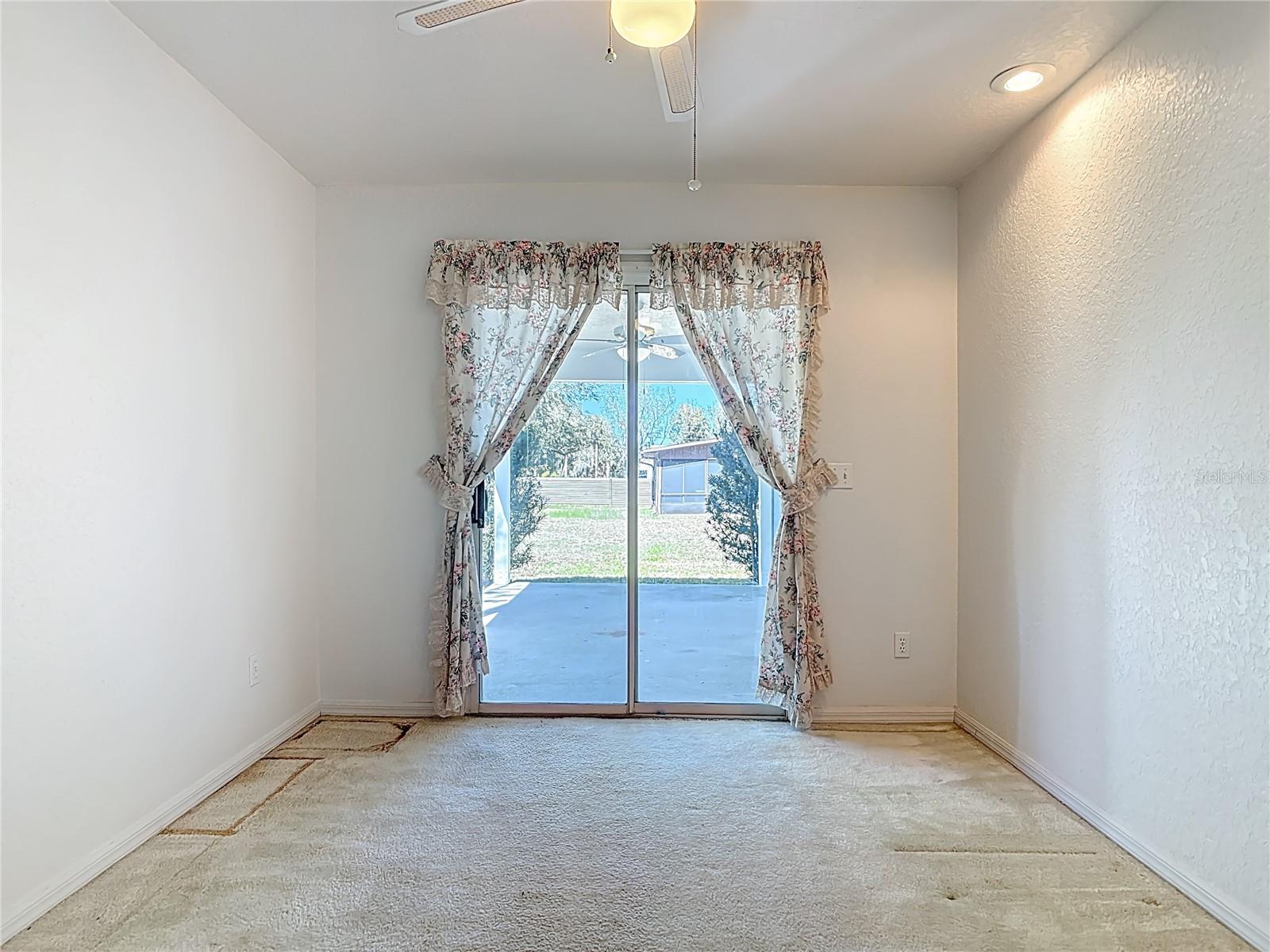 Image 39 of 63 For 1606 Center Street