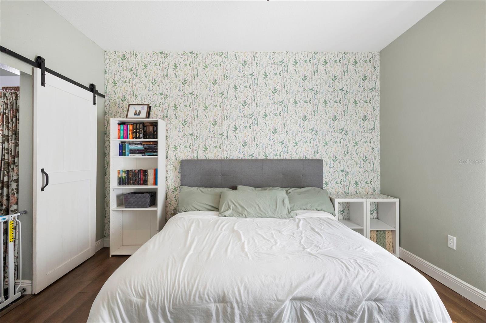 Image 8 of 24 For 104 Stone Street