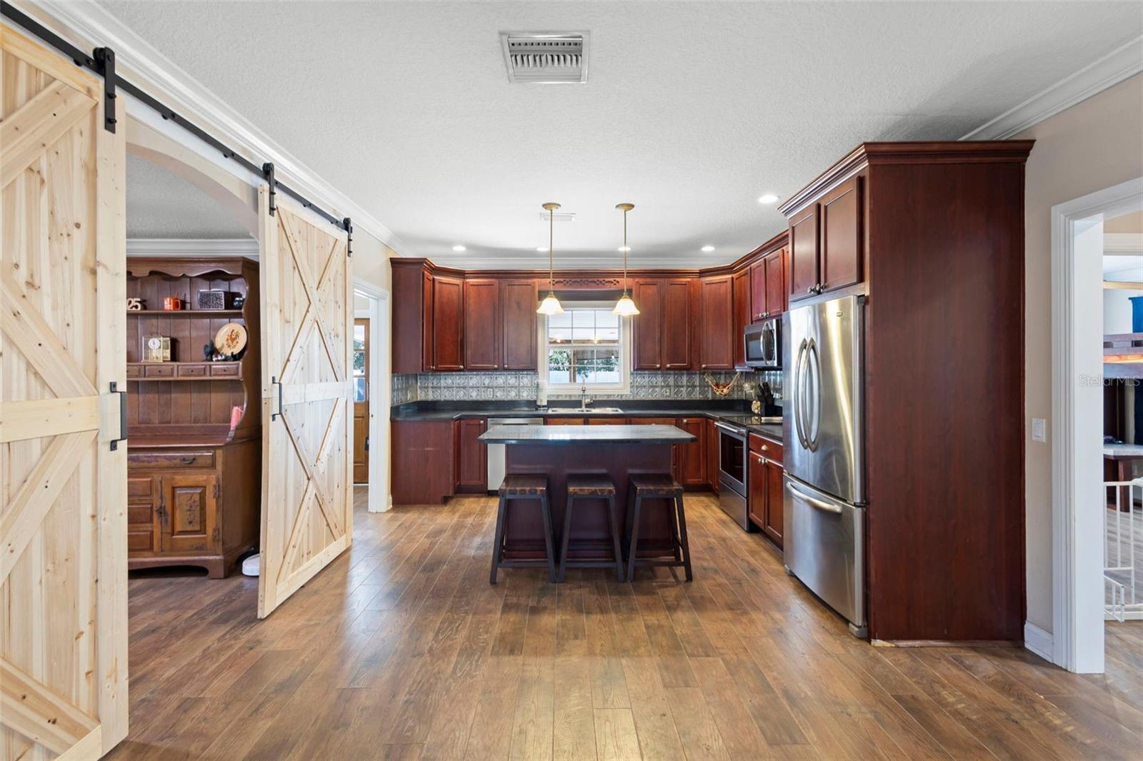 Image 18 of 52 For 310 Holly Avenue