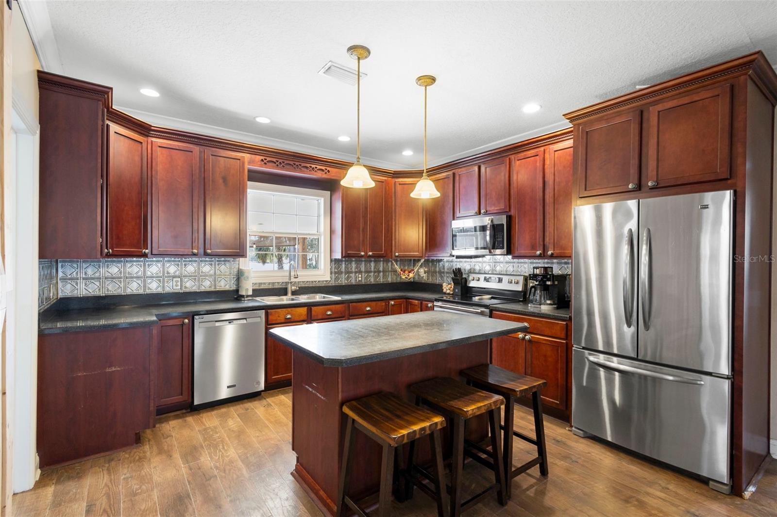 Image 19 of 52 For 310 Holly Avenue