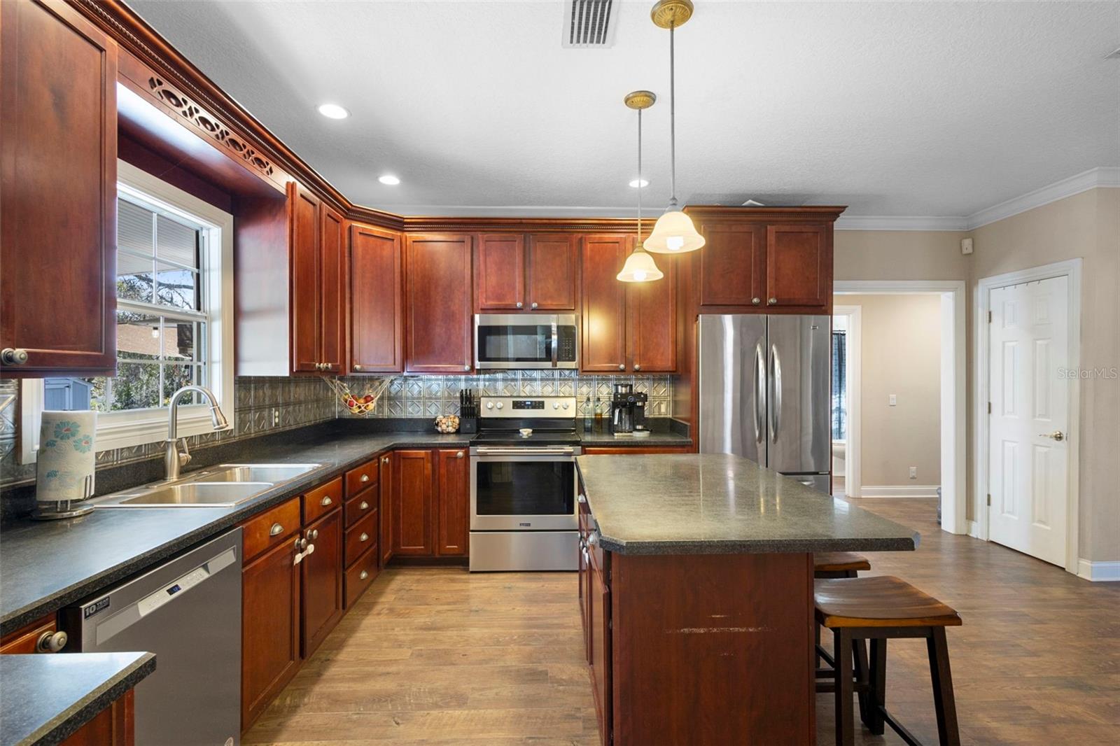 Image 20 of 52 For 310 Holly Avenue