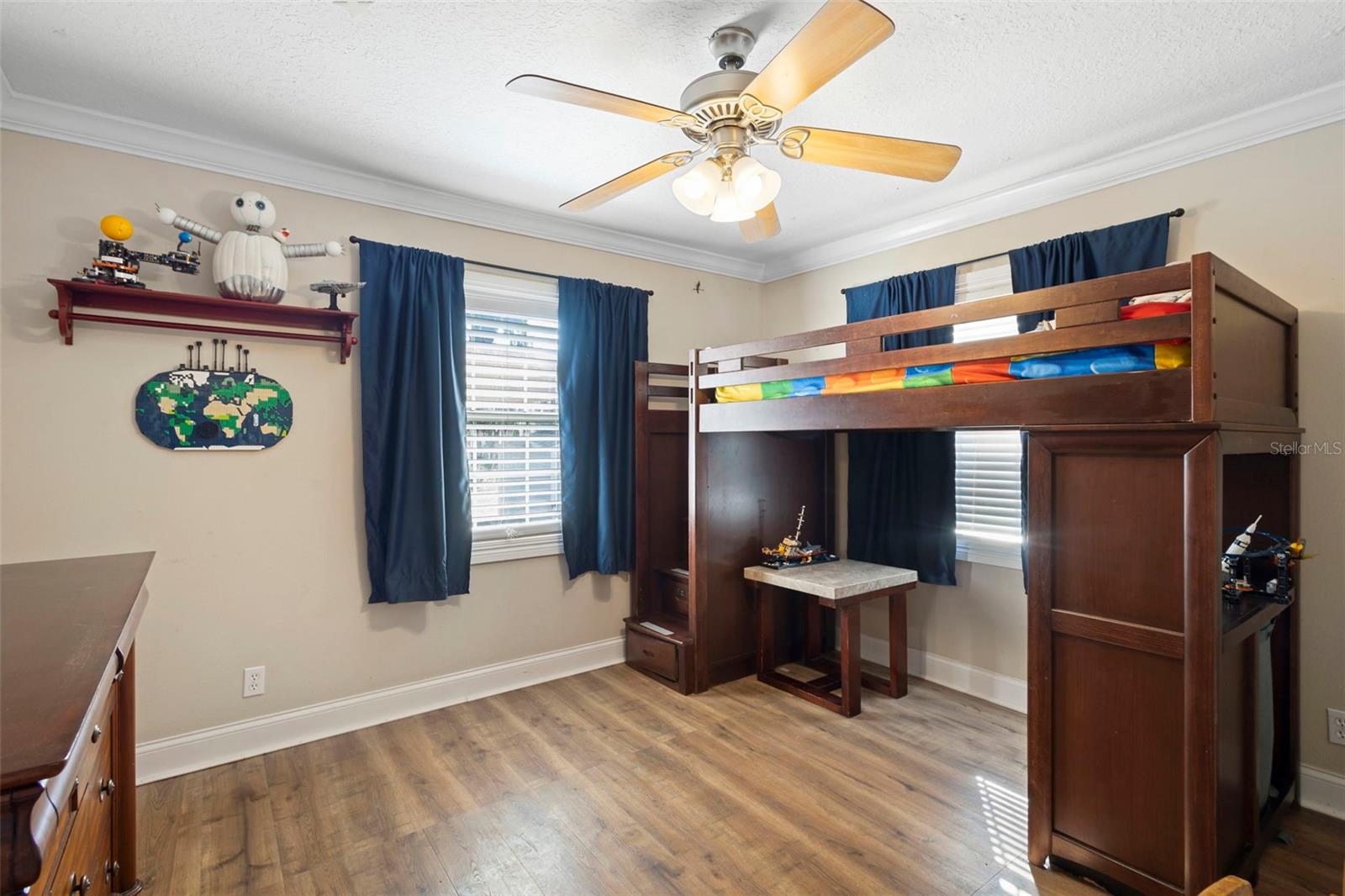 Image 25 of 52 For 310 Holly Avenue