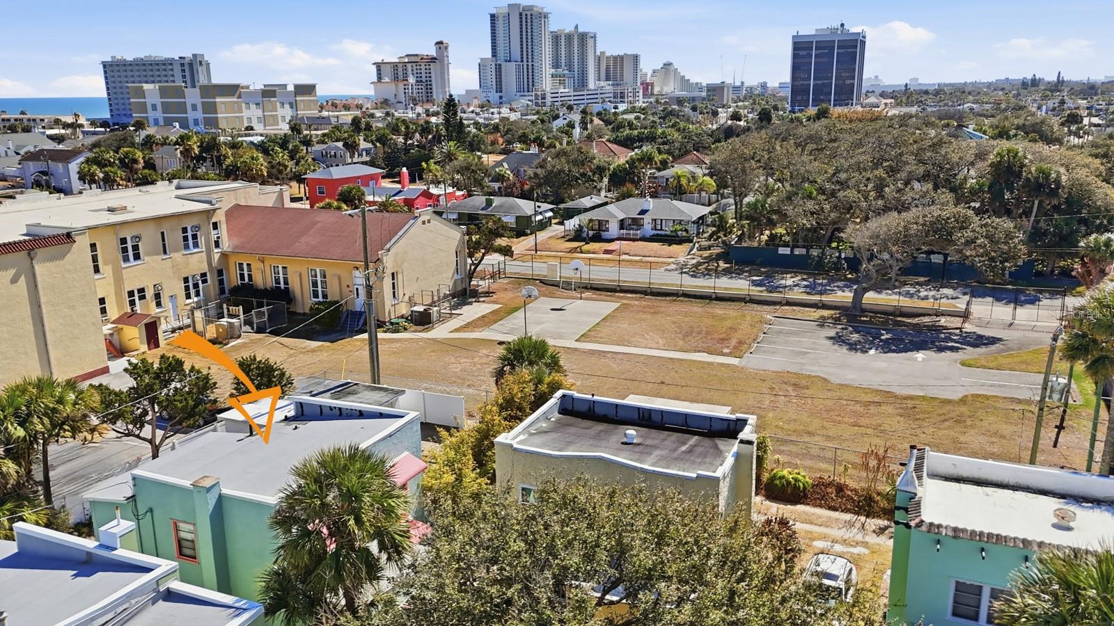 Image 31 of 42 For 7 Clarendon Court