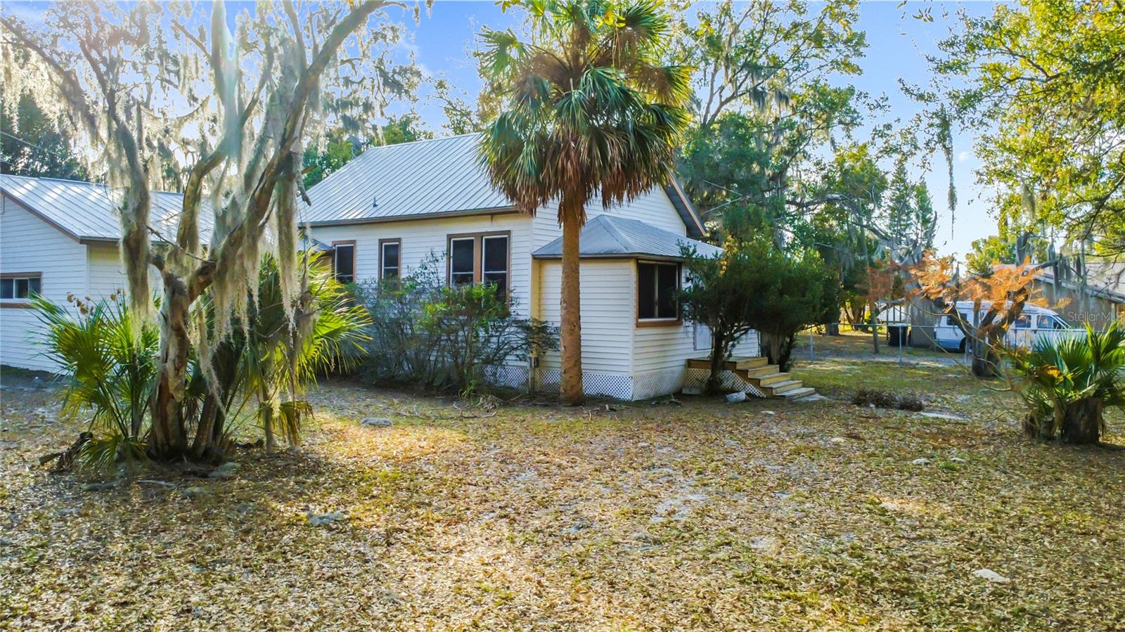 Image 11 of 65 For 5759 Lake Street