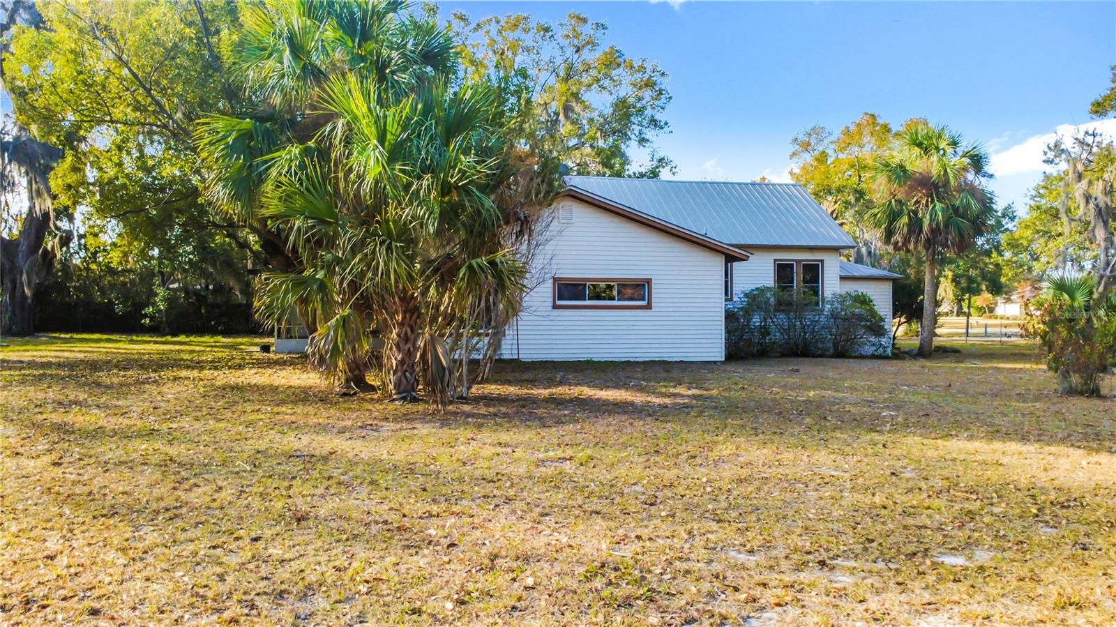 Image 15 of 65 For 5759 Lake Street