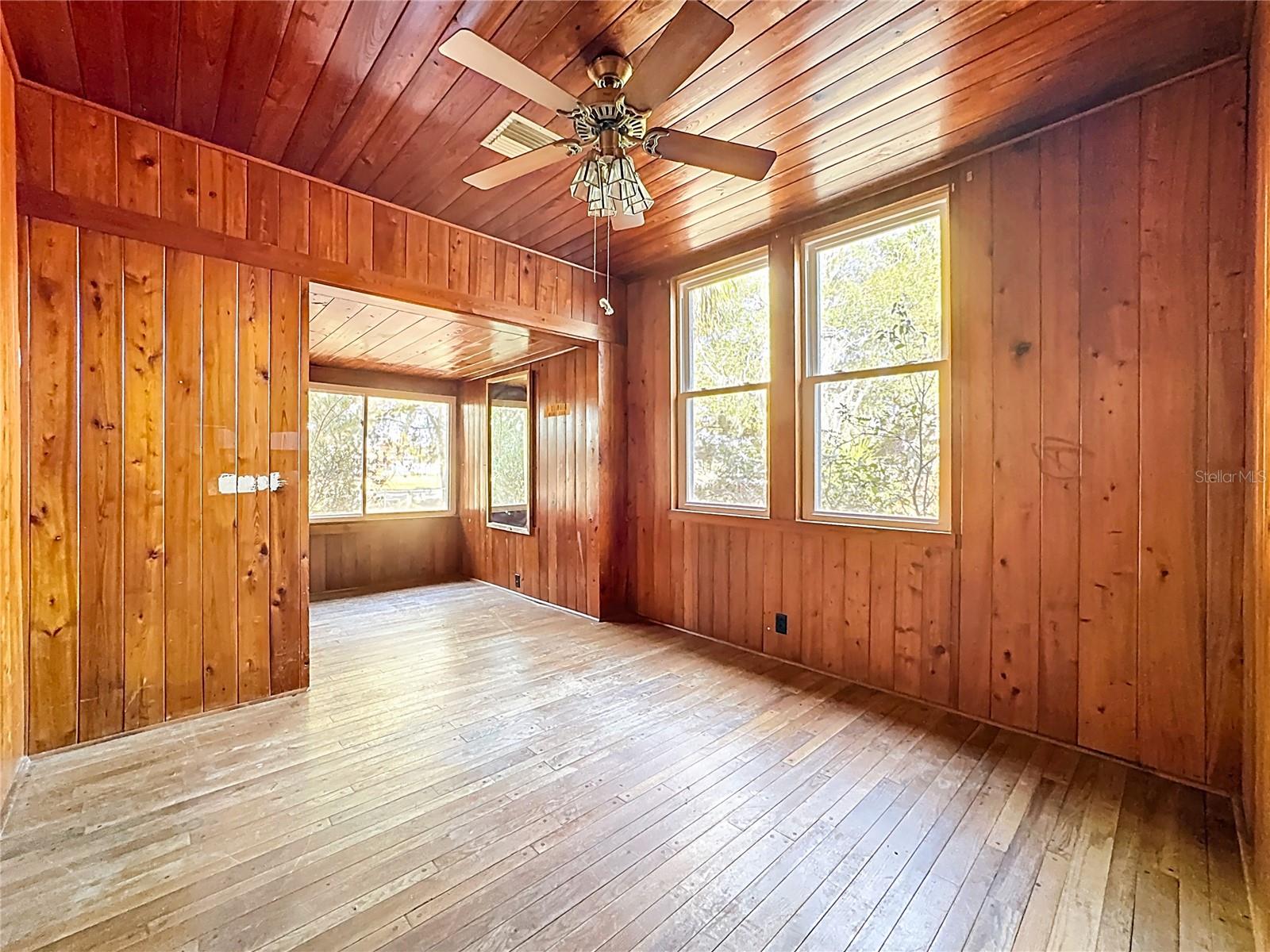 Image 26 of 65 For 5759 Lake Street