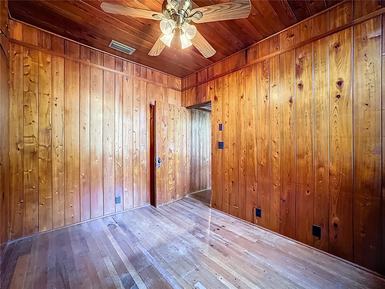 Image 30 of 65 For 5759 Lake Street