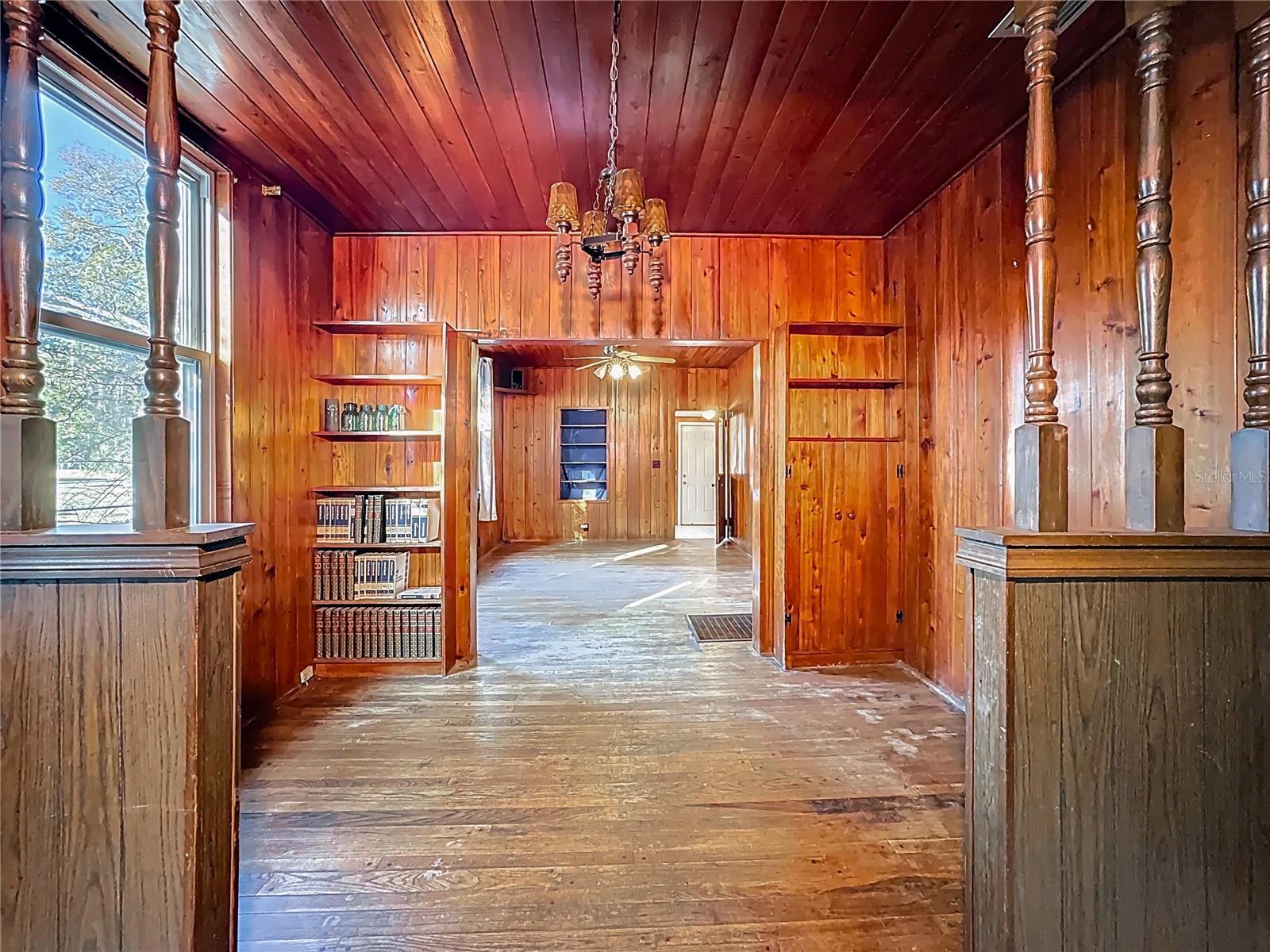 Image 32 of 65 For 5759 Lake Street