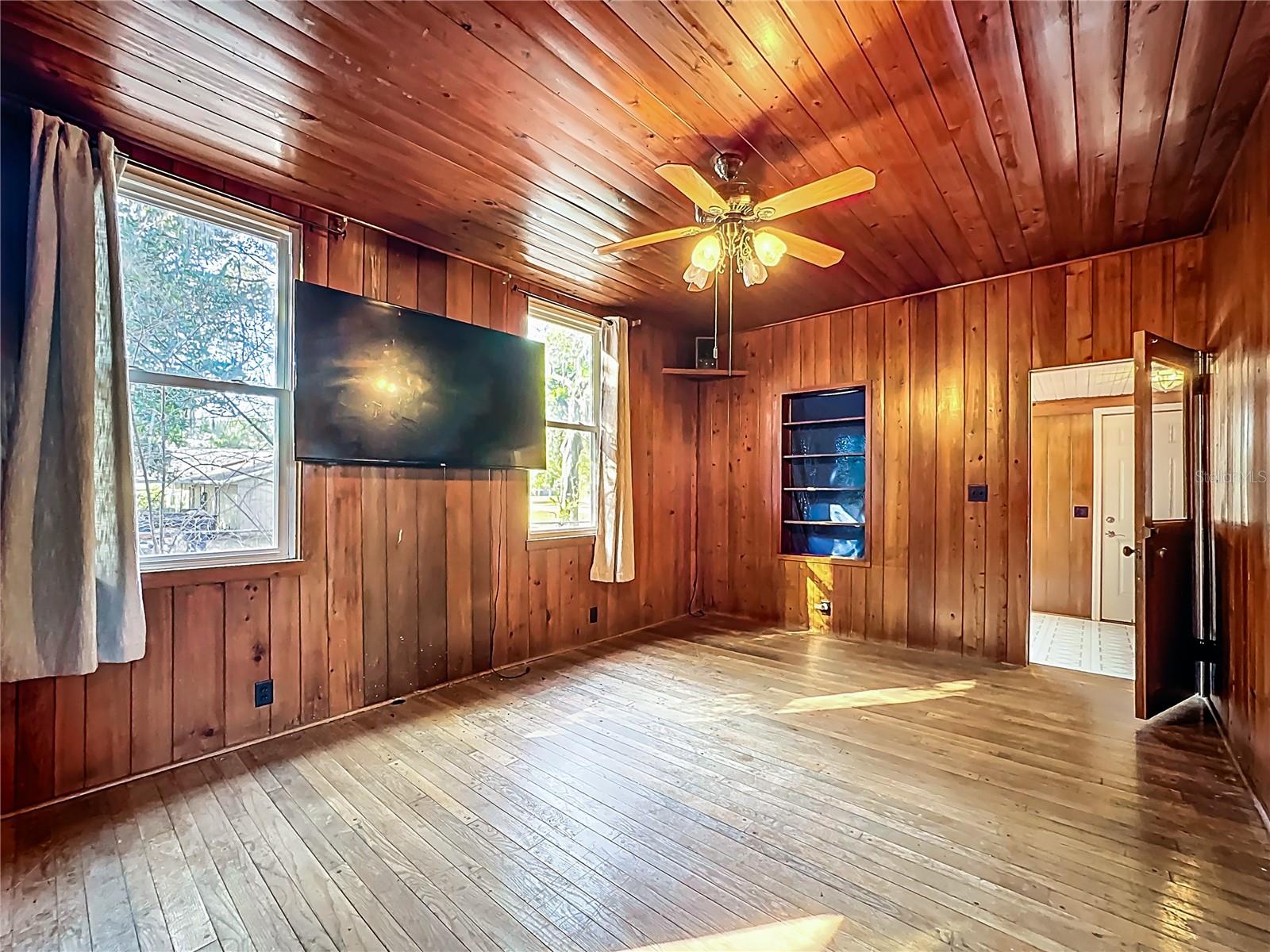 Image 53 of 65 For 5759 Lake Street