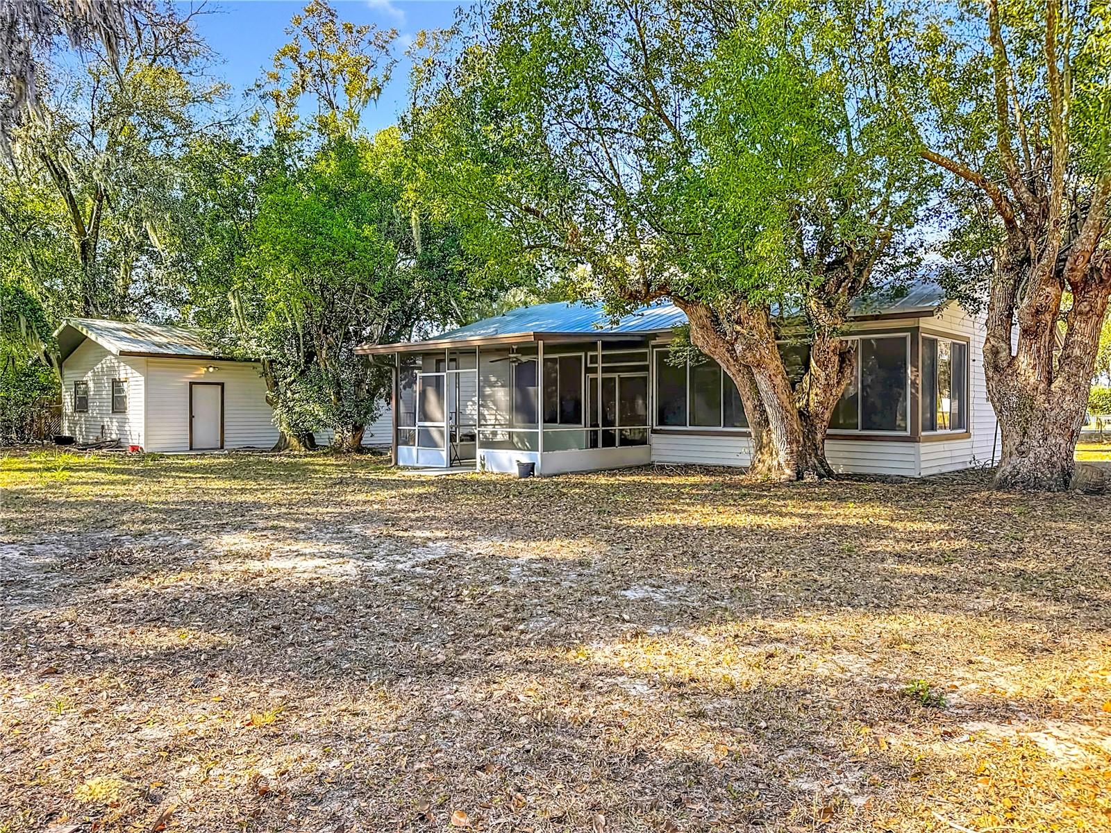 Image 9 of 65 For 5759 Lake Street