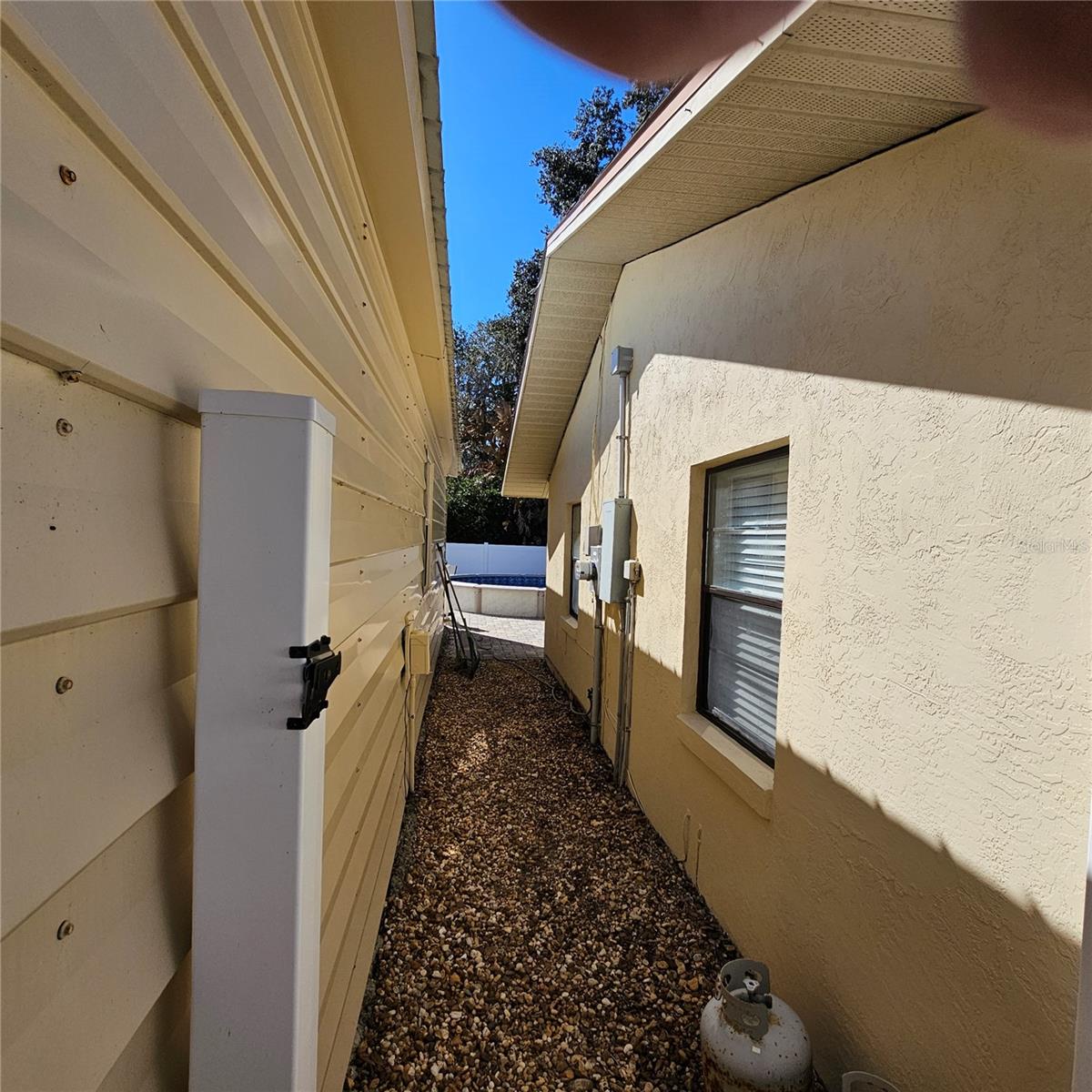 Image 12 of 71 For 1728 Lime Tree Drive